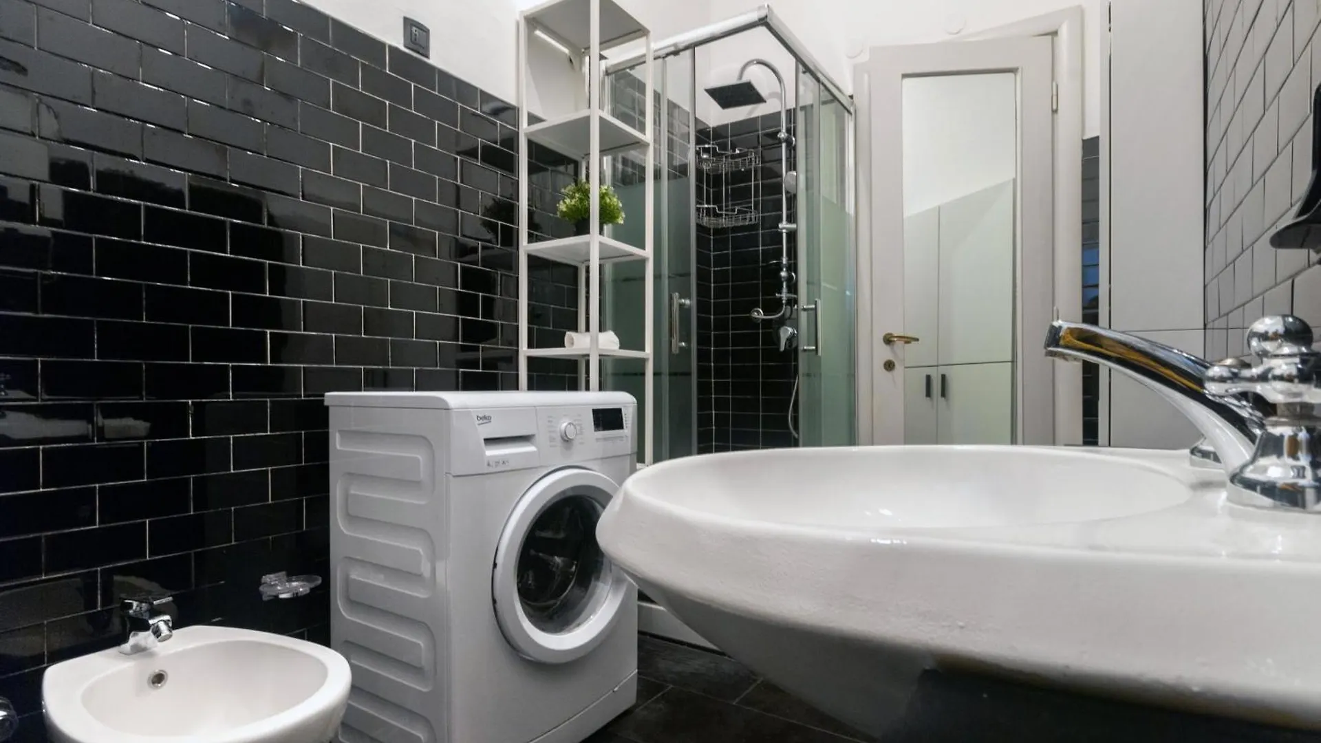 Monolocale Comodo E Funzionale Sopra La Metro Turro Mediolan Apartament